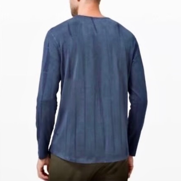 Lululemon Basic Blue Tie Dye Stripe Long Sleeve Shirt - Picture 3 of 5
